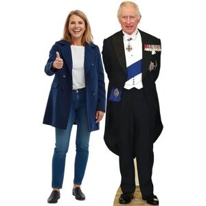Iconicgreats - King Charles III Medals - Taille réelle - 181cm - Découpage en carton - Publicité Iconicgreats - King Charles III Medals - Taille réelle - 181cm - Découpage en carton - Publicité