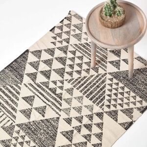 Homescapes Black and White Geometric Cotton Rug - 160x230cm Homescapes Black and White Geometric Cotton Rug - 160x230cm