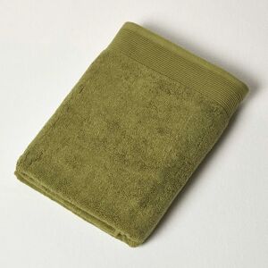 Homescapes Bath Towel - Egyptian Cotton - Green - 700 GSM Homescapes Bath Towel - Egyptian Cotton - Green - 700 GSM
