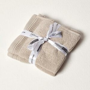 Homescapes Egyptian Cotton Face Towel - 700 GSM - Taupe Homescapes Egyptian Cotton Face Towel - 700 GSM - Taupe