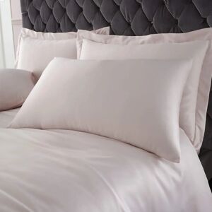 Catherine Lansfield Silky Soft Satin Pink Pillowcase - Pillowcase Catherine Lansfield Silky Soft Satin Pink Pillowcase - Pillowcase