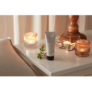 Evolve Beauty Evolve Organic Beauty Timeless Renewal Hand Cream - Moisturizing & Anti-Aging - 75ml Evolve Beauty Evolve Organic Beauty Timeless Renewal Hand Cream - Moisturizing & Anti-Aging - 75ml