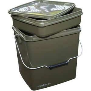 Seau carré Trakker Olive 13L - Contenant de rangement - Publicité Seau carré Trakker Olive 13L - Contenant de rangement - Publicité