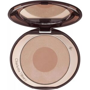 Charlotte Tilbury First Love Cheek To Chic Rouge - Pink - Rouge - 8g Charlotte Tilbury First Love Cheek To Chic Rouge - Pink - Rouge - 8g