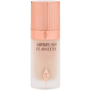 Charlotte Tilbury Neutral Foundation - Full Coverage - 30ml Charlotte Tilbury Neutral Foundation - Full Coverage - 30ml