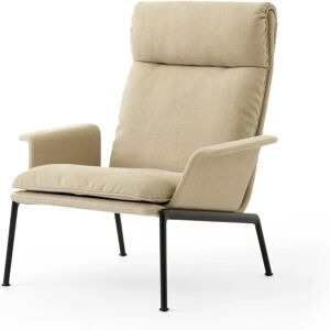 &Tradition Muno Fauteuil à dossier haut - beige - Design scandinave - Publicité &Tradition Muno Fauteuil à dossier haut - beige - Design scandinave - Publicité
