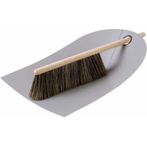 Normann Copenhagen - Set scopa e paletta - Grigio chiaro - Unisex Normann Copenhagen - Set scopa e paletta - Grigio chiaro - Unisex