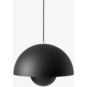 Verner Panton &Tradition FlowerPot VP2 Suspension - Noir - Publicité Verner Panton &Tradition FlowerPot VP2 Suspension - Noir - Publicité