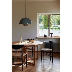 Verner Panton &Tradition Flowerpot VP2 Hengt Light - Modern Iconic Design Verner Panton &Tradition Flowerpot VP2 Hengt Light - Modern Iconic Design