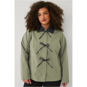 Zizzi Valencia Grön Lättjacka Dam Zizzi Valencia Grön Lättjacka Dam