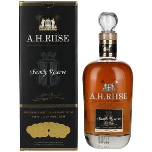 A.H. Riise Family Reserve Solera - Rhum - 25 Ans - Édition Limitée - Publicité A.H. Riise Family Reserve Solera - Rhum - 25 Ans - Édition Limitée - Publicité