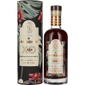 Boisson spiritueuse Patridom XO Cask - Rhum Premium de la République Dominicaine 65% - Publicité Boisson spiritueuse Patridom XO Cask - Rhum Premium de la République Dominicaine 65% - Publicité