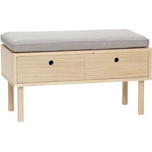 Hübsch Interior - HIDE - Gris - Chêne - Banquette de rangement - Publicité Hübsch Interior - HIDE - Gris - Chêne - Banquette de rangement - Publicité