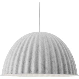 Muuto Under the Bell Hengelampe - Resirkulert plast - Stor Muuto Under the Bell Hengelampe - Resirkulert plast - Stor