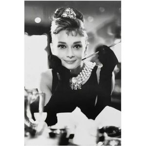 Malerifabrikken Audrey Hepburn 1 - Svart - Plakat 50x70 Malerifabrikken Audrey Hepburn 1 - Svart - Plakat 50x70