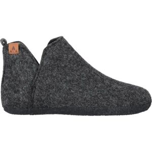 WHISTLER Yorba Unisex Slippers - Slippers WHISTLER Yorba Unisex Slippers - Slippers