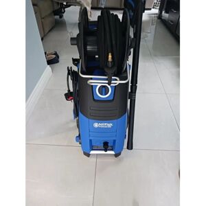Nilfisk Premium 200-15 UK Pressure Washer - 200 bar, 2900 W, Blue Nilfisk Premium 200-15 UK Pressure Washer - 200 bar, 2900 W, Blue