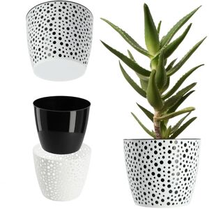 KADAX Black 17cm Flower Pot - Round Plastic Cover KADAX Black 17cm Flower Pot - Round Plastic Cover