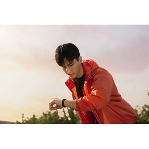 Xiaomi Smart Band 7 - Waterproof 1.62" AMOLED Activity Tracker - Black Xiaomi Smart Band 7 - Waterproof 1.62" AMOLED Activity Tracker - Black