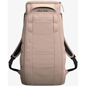 Db Hugger 20L - hmlistá béžová Db Hugger 20L - hmlistá béžová