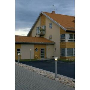 Konstsmide Hemidal Single Light Outdoor Wall Fitting - IP44 Outdoor Lighting Konstsmide Hemidal Single Light Outdoor Wall Fitting - IP44 Outdoor Lighting