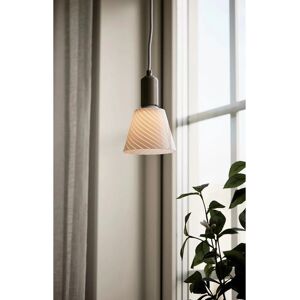 PR Home Tilda Fönstervägglampa - Vit Dekor PR Home Tilda Fönstervägglampa - Vit Dekor