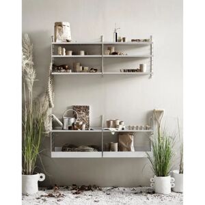 String System Metallhylle - 78x20cm Svart String System Metallhylle - 78x20cm Svart