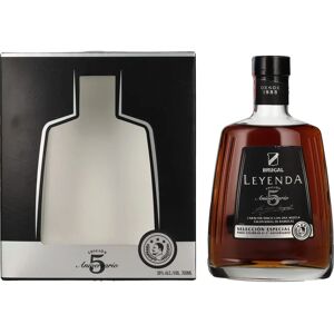 Rhum Brugal Leyenda 5 Ans - Vieilli en Fûts de Bourbon et Sherry - Publicité Rhum Brugal Leyenda 5 Ans - Vieilli en Fûts de Bourbon et Sherry - Publicité