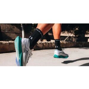 Calzini Compressport Pro Marathon V2.0 - Unisex Nero/Bianco Calzini Compressport Pro Marathon V2.0 - Unisex Nero/Bianco
