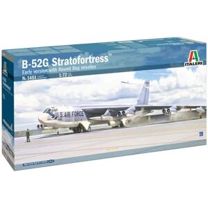Italeri B-52G Stratofortress Model Kit - Includes Hound Dog Missiles Italeri B-52G Stratofortress Model Kit - Includes Hound Dog Missiles