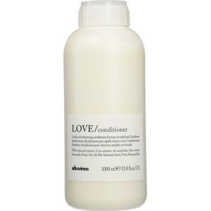 Davines Essential Haircare Love Curl Conditioner - Curl Nourishing 1000mL Davines Essential Haircare Love Curl Conditioner - Curl Nourishing 1000mL