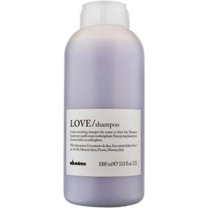 Davines Love Shampoo - Smoothing Shampoo for Frizzy Hair 33.8 Oz Davines Love Shampoo - Smoothing Shampoo for Frizzy Hair 33.8 Oz