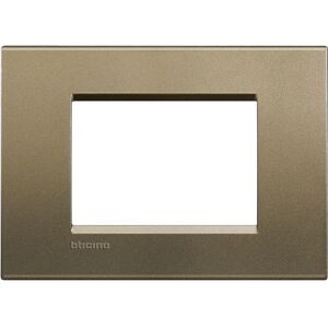 Legrand LNA4803SQ Placa de Parede - Compatível com 3 Interruptores Legrand LNA4803SQ Placa de Parede - Compatível com 3 Interruptores
