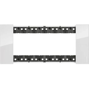 Legrand KA4806DW Plaque Murale - 6 Modules, Ghiaccio, Living Now - Publicité Legrand KA4806DW Plaque Murale - 6 Modules, Ghiaccio, Living Now - Publicité