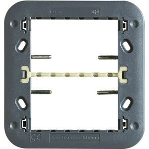 Legrand H4726 Piastra da Parete - Supporta 3+3 Moduli Legrand H4726 Piastra da Parete - Supporta 3+3 Moduli
