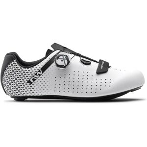 Northwave Core Plus 2 Fietsschoenen Wit/Zwart - Lichtgewicht en ademend Northwave Core Plus 2 Fietsschoenen Wit/Zwart - Lichtgewicht en ademend