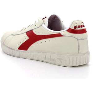 Baskets Diadora Unisex Blanches - Sneakers - Publicité Baskets Diadora Unisex Blanches - Sneakers - Publicité
