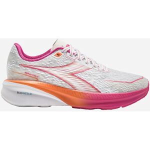 Diadora Mythos Blushield Volo 5 W - Chaussures de course - Publicité Diadora Mythos Blushield Volo 5 W - Chaussures de course - Publicité