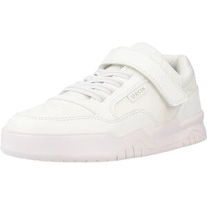 GEOX Perth White Shoes - Casual Sporty Design GEOX Perth White Shoes - Casual Sporty Design