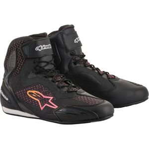 Alpinestars Stella Faster 3 Rideknit Chaussures Moto Femmes - Noir Rose Jaune - Chaussures moto - Publicité Alpinestars Stella Faster 3 Rideknit Chaussures Moto Femmes - Noir Rose Jaune - Chaussures moto - Publicité
