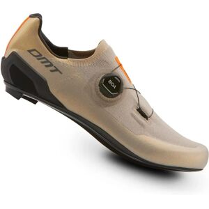 DMT KR30 Cycling Shoes - Breathable, Lightweight, Carbon Sole DMT KR30 Cycling Shoes - Breathable, Lightweight, Carbon Sole