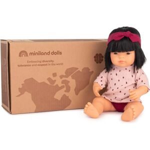 Miniland Pop - 31219 - Cadeau set: Aziatische Baby Pop 38 cm plus Dune set - Pop Miniland Pop - 31219 - Cadeau set: Aziatische Baby Pop 38 cm plus Dune set - Pop