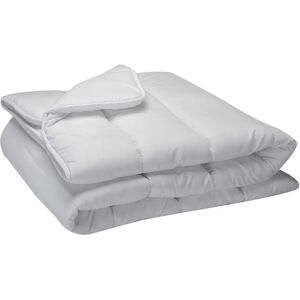 Pikolin Home Fibre-Filled Duvet 300 g/m² (RF06) - 220 x 220 cm Pikolin Home Fibre-Filled Duvet 300 g/m² (RF06) - 220 x 220 cm