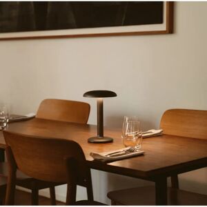 Flos Gustave Bærbar trådløs bordlampe - Aluminium - Designer Vincent Van Duysen Flos Gustave Bærbar trådløs bordlampe - Aluminium - Designer Vincent Van Duysen