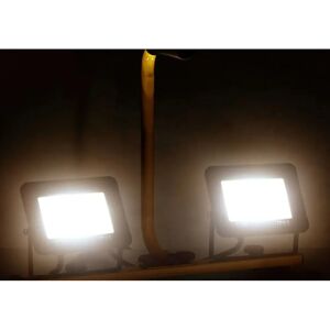 vidaXL LED Flodlampe med Håndtag - 2x30 W Varm Hvid - Floodlight vidaXL LED Flodlampe med Håndtag - 2x30 W Varm Hvid - Floodlight