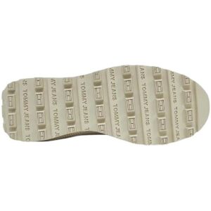 Tommy Hilfiger Baskets en daim avec semelle épaisse - Baskets Tommy Hilfiger Baskets en daim avec semelle épaisse - Baskets