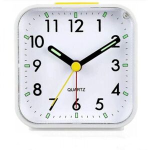 CYSLMUK - Quartz Silent - White - 8x4.2x8 cm - Alarm Clock CYSLMUK - Quartz Silent - White - 8x4.2x8 cm - Alarm Clock