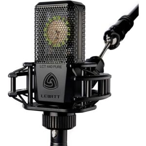 Lewitt LCT 440 PURE Microphone à condensateur en studio - Publicité Lewitt LCT 440 PURE Microphone à condensateur en studio - Publicité