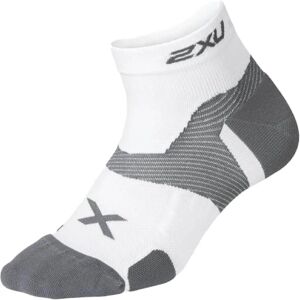 2XU Weiße Cush 1/4 Crew Socks - Atmungsaktiv, Stützend, Unsichtbar 2XU Weiße Cush 1/4 Crew Socks - Atmungsaktiv, Stützend, Unsichtbar