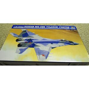 Kit de modèle MIG-29M Fulcrum 1:32 de Trumpeter - Avion Kit de modèle MIG-29M Fulcrum 1:32 de Trumpeter - Avion